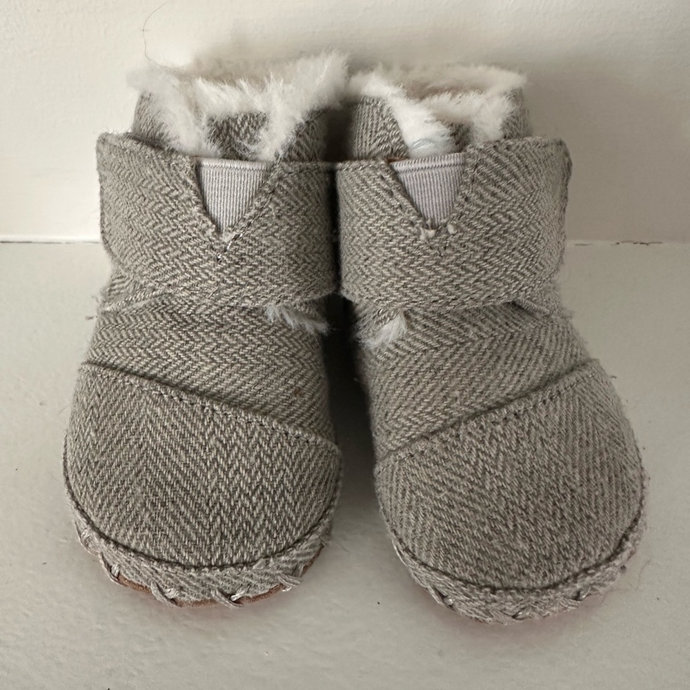 Toms Gray Baby Booties